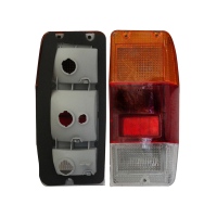 Calavera Derecha con Arnés Auto Magic para Ichivan