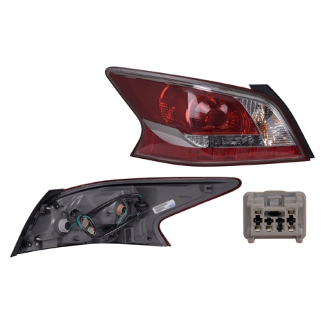 Calavera Izquierda en Dos Colores con Filo Rojo y Arnés DEPO para Altima L33