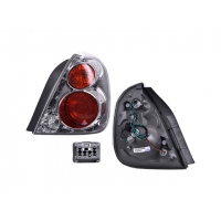 Calavera Derecha en Rojo con Fondo Cromado y Arnés DEPO para Altima