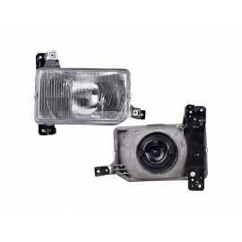 Faro Principal Derecho con Vidrio Rayado Depo para 720
