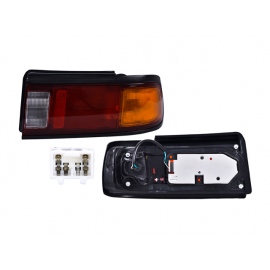 Calavera Derecha con Arnés y Marco Negro DEPO para Tsuru 3