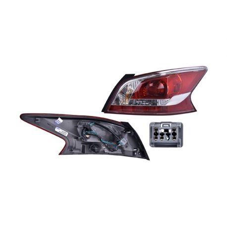 Calavera Derecha en Dos Colores con Filo Rojo y Arnés DEPO para Altima L33