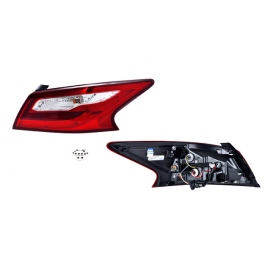 Calavera Exterior Derecha en Tono Claro con Arnés DEPO para Altima L33