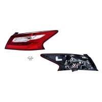 Calavera Exterior Derecha en Tono Claro con Arnés DEPO para Altima L33