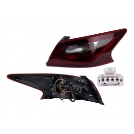 Calavera Exterior Derecha en Rojo Oscuro con Arnés DEPO para Altima L33