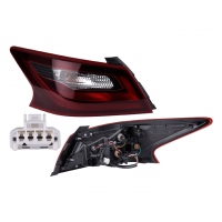 Calavera Exterior Izquierda en Rojo Oscuro con Arnés DEPO para Altima L33