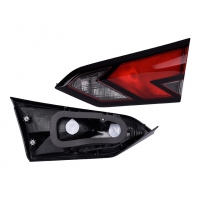 Calavera Interior Derecha sin Arnés DEPO para Versa