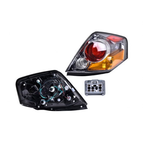 Calavera Izquierda con Mica Transparente y Fondo Cromado con Arnés DEPO para Altima L32