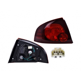 Calavera Izquierda Roja en Tono Oscuro con Arnés DEPO para Sentra B15