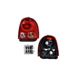 Calavera Derecha con Sockets y Focos DEPO para Chevy C2 Versión 3 Puertas