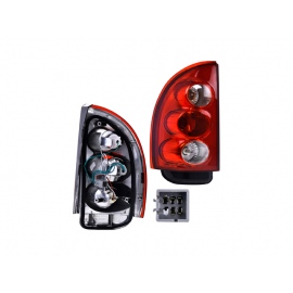 Calavera Izquierda con Sockets y Focos DEPO para Chevy C2 Versión 5 Puertas