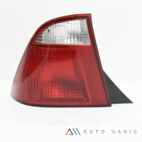 Calavera Izquierda sin Arnés Eagle Eyes para Focus Sedán