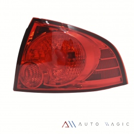 Calavera Derecha con Arnés Eagle Eyes para Sentra B15