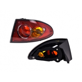 Calavera Exterior Derecha sin Arnés Hella para Cordoba