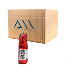 Calavera Derecha Roja sin Arnés Auto Magic para Hiace