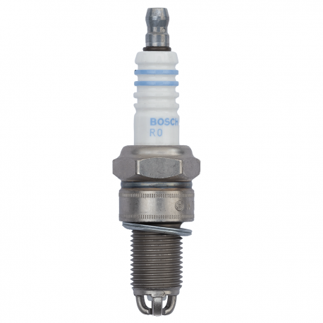 Bujía Gruesa con Punta de Cobre de 3 Electrodos Bosch para Derby 1.8, Golf A3 1.8, Jetta A3 1.8, Van 1.8