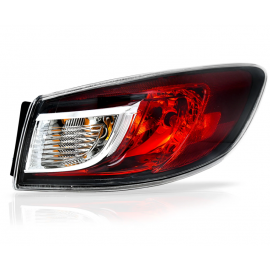 Calavera Exterior Derecha con Portafocos Eagle Eyes para Mazda 3