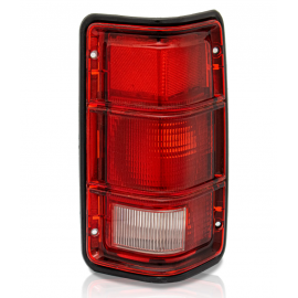 Calavera Derecha sin Arnés con Filo Negro Auto Magic para RAM Pickup