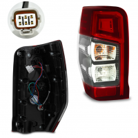 Calavera Izquierda con Luz LED Auto Magic para L200