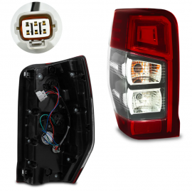 Calavera Izquierda con Luz LED Auto Magic para L200