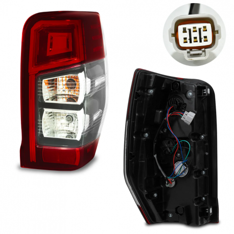 Calavera Derecha con Luz LED Auto Magic para L200
