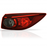 Calavera Exterior Derecha sin Arnés Auto Magic para Mazda 3 Sedán