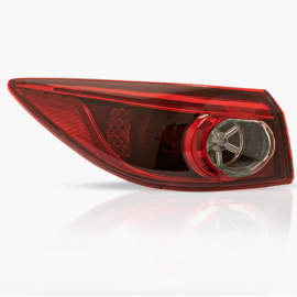 Calavera Exterior Izquierda con Luz LED Auto Magic para Mazda 3 Sedán