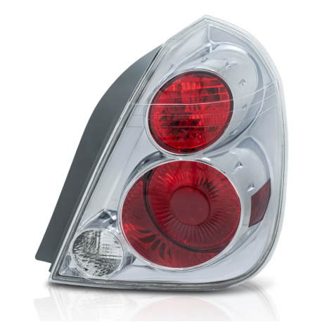 Calavera Derecha con Fondo Cromado y Arnés Eagle Eyes para Altima