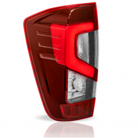 Calavera Izquierda con Luz LED Auto Magic para NP300 Frontier