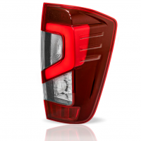 Calavera Derecha con Luz LED Auto Magic para NP300 Frontier