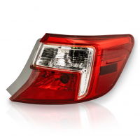 Calavera Exterior Derecha sin Arnés Auto Magic para Camry