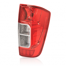 Calavera Derecha con Arnés Auto Magic para NP300 Frontier