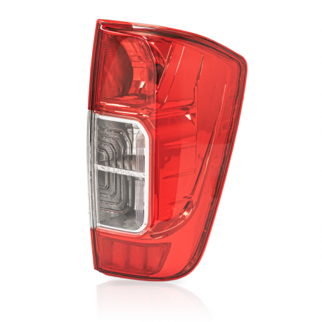 Calavera Derecha con Arnés Auto Magic para NP300 Frontier