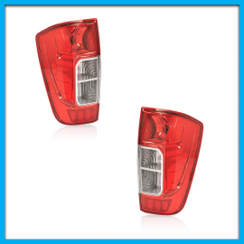 Juego de 2 Calaveras para NP300 Frontier Auto Magic sin Arnés