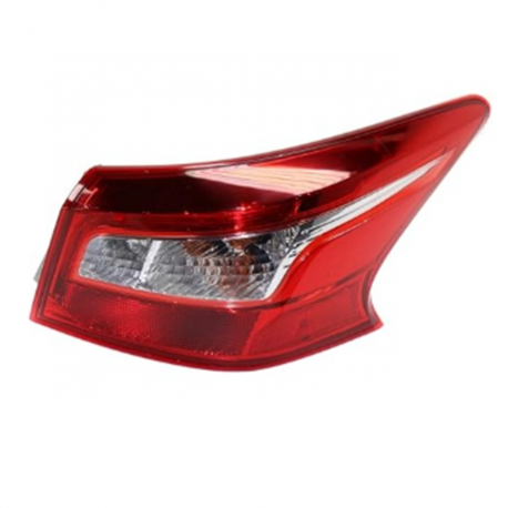 Calavera Exterior Derecha con Luz LED sin Arnés Diforza para Sentra B17