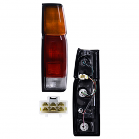 Calavera Derecha Larga con Housing, Arnés y Focos DEPO para D21