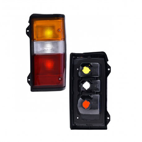 Calavera Derecha en Tres Colores sin Arnés Lucid para Urvan