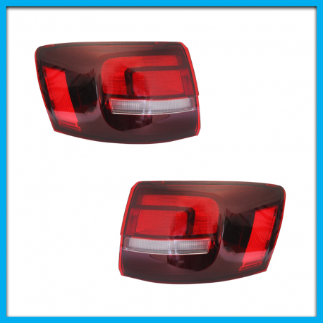 Juego de 2 Calaveras Exteriores para Jetta A6 Bicentenario Diforza en Tono Oscuro sin Arnés