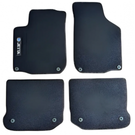 Juego de 4 Tapetes de Hule con Grapa para Jetta A4, Clásico