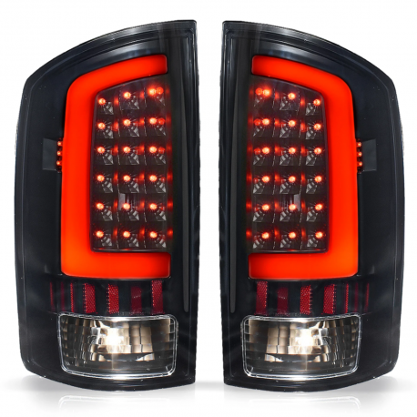 Juego de Calaveras Negra con Luz LED Auto Magic para RAM 1500, 2500