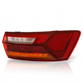 Calavera Exterior Derecha con Luz LED Auto Magic para Jetta A7