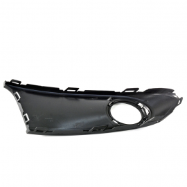 Rejilla Izquierda Lisa con Orificio de Faro Buscador y Bisel Cromado Auto Magic para Vento