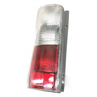 Calavera Vertical Izquierda con Mica de Acrílico Mirsa para Urvan