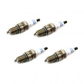 Juego de 4 Bujías Bosch WR7DPP30W de Platino con 1 Electrodo para Chevy, Tornado 1.8, Golf A2 1.8, Jetta A2 1.8