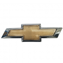Emblema de Cajuela Chevrolet para Aveo 1.5