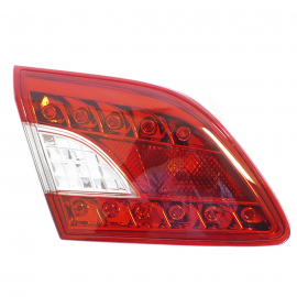 Calavera Interior Izquierda Auto Magic para Sentra B17