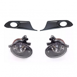Kit de Faros Buscadores con Rejillas Lisas Auto Magic para Jetta A6
