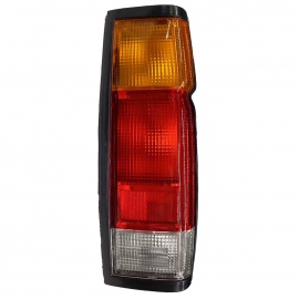 Calavera Derecha de 3 Focos Mirsa para Pick Up D21, Frontier D22