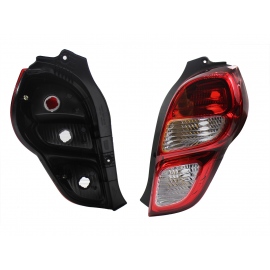 Calavera Derecha sin Arnés Diforza para Beat Hatchback